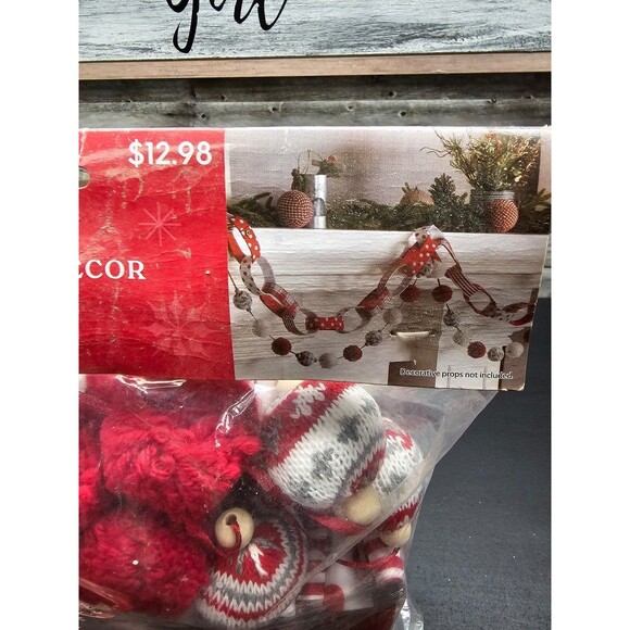 6 ft Christmas Garland | Red | Grey | Gray | White | Knitted Ugly Sweater - Picture 3 of 5